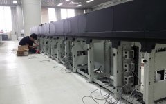 為什么操作臺(tái)必須具備線纜管理系統(tǒng)？