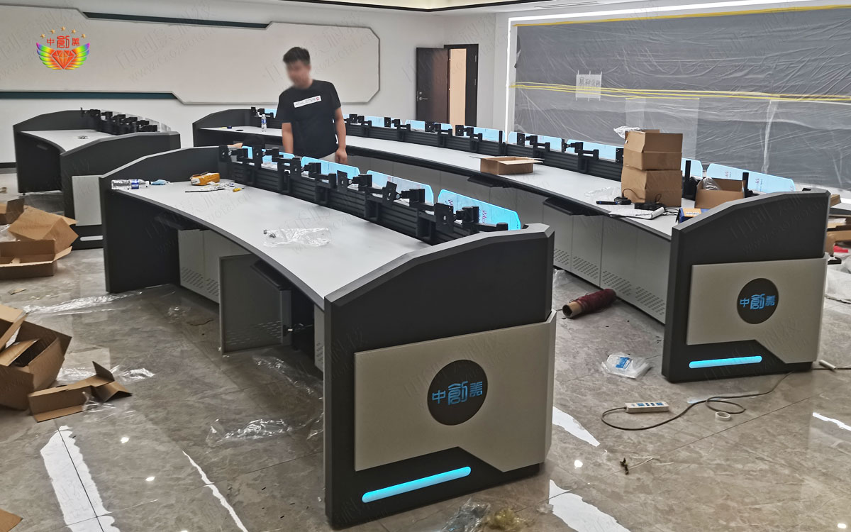 調(diào)度臺結構圖片