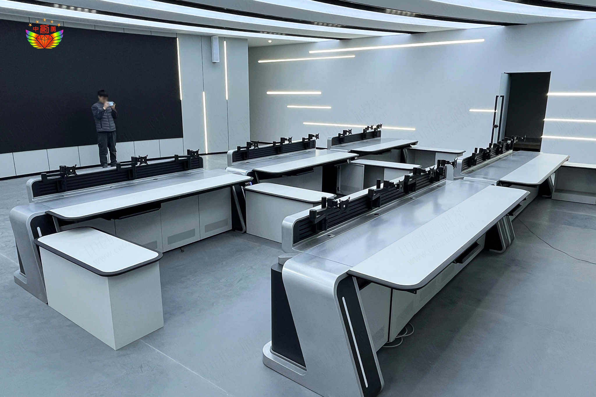 監(jiān)控操作臺照片